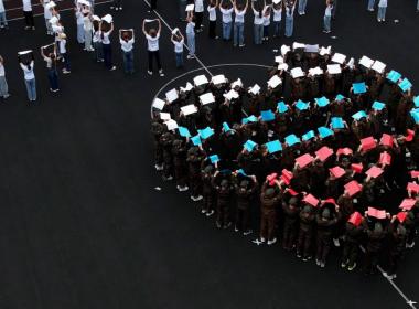 Тысячи курсантов и инструкторов Центра «ВОИН» масштабно отметили День России