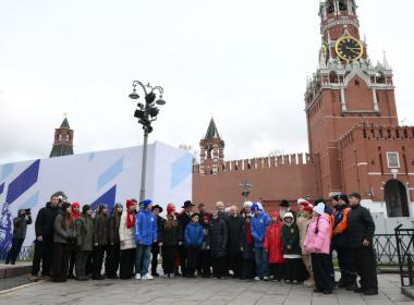 Курсант Центра «ВОИН» из Волгоградской области Светлана Богдашкина приняла участие в церемонии возложения цветов вместе