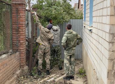 Инструкторы Центра «ВОИН» в Калмыкии помогли маме участника СВО